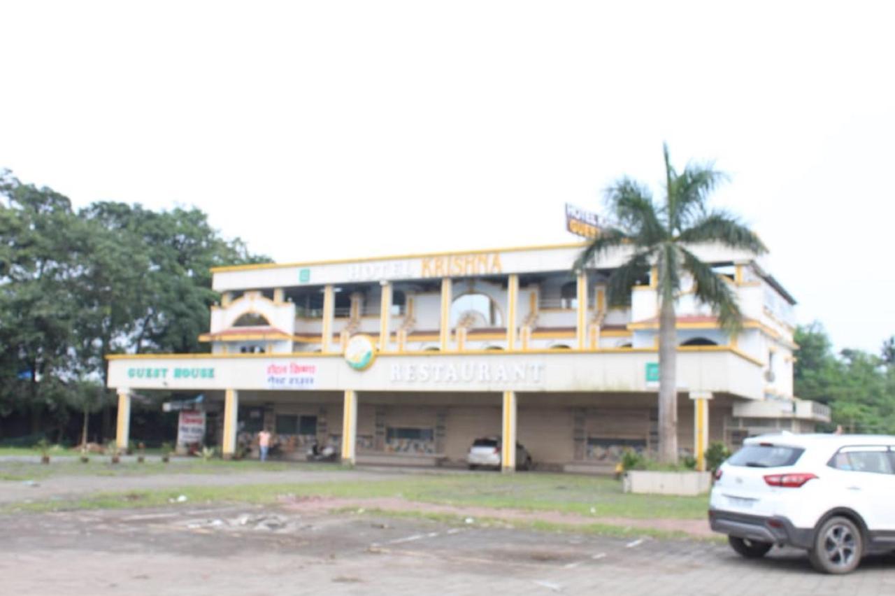 Hotel Krishna Pārdi Buitenkant foto