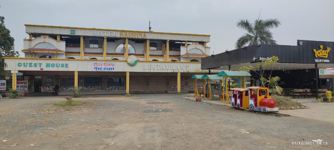 Hotel Krishna Pārdi Buitenkant foto
